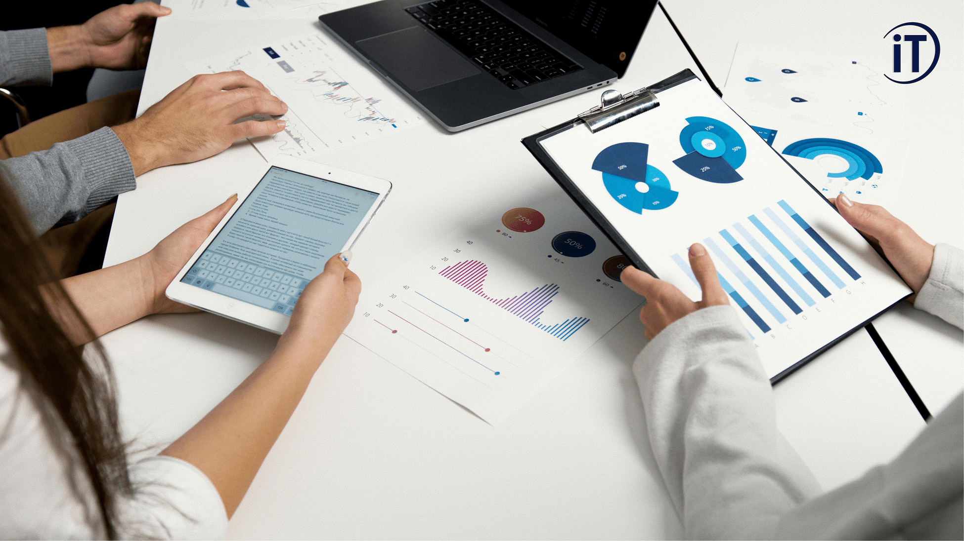 How Technographic Data Drives SaaS and Fintech Growth – And How IRCOIT Can Help You Boost ARR by 40%